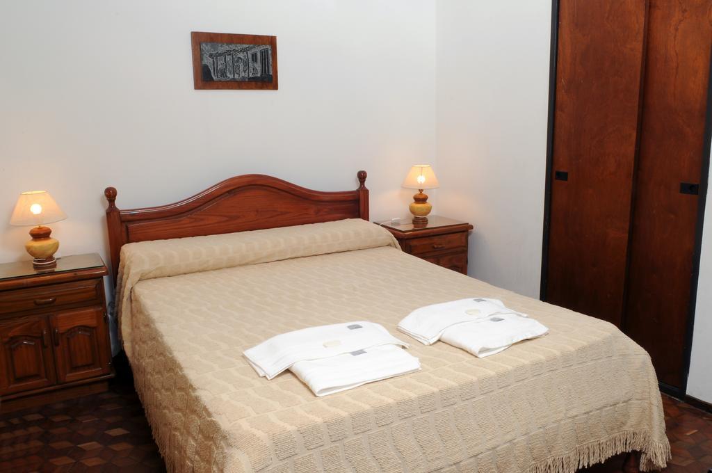 Hotel Andino Villa Carlos Paz Exterior photo