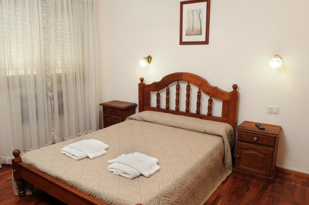 Hotel Andino Villa Carlos Paz Exterior photo