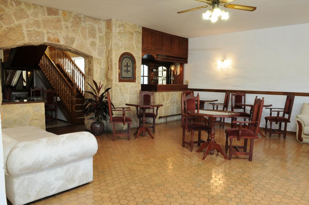 Hotel Andino Villa Carlos Paz Exterior photo