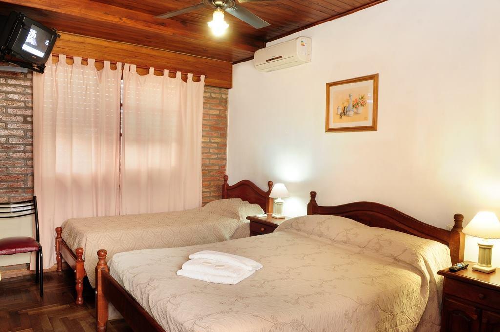 Hotel Andino Villa Carlos Paz Exterior photo