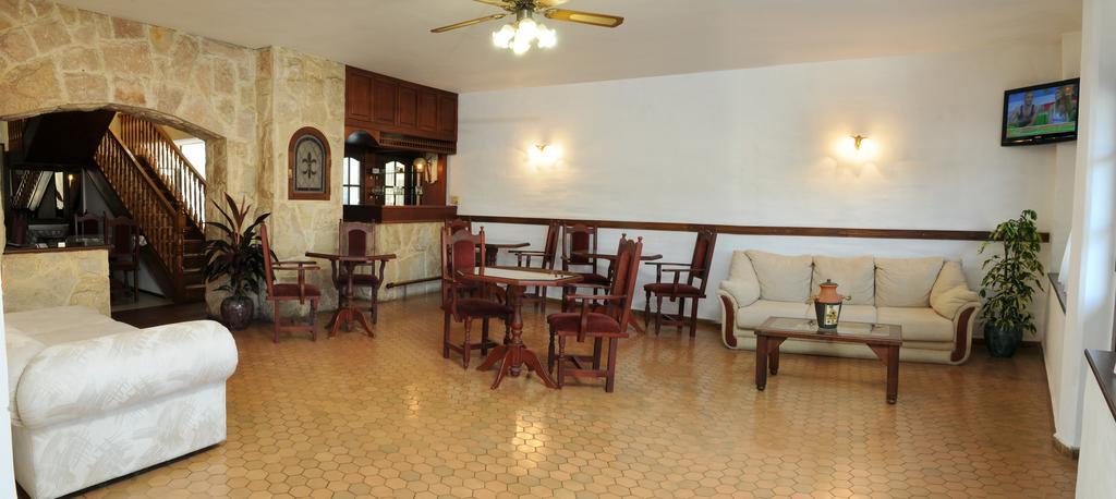 Hotel Andino Villa Carlos Paz Exterior photo